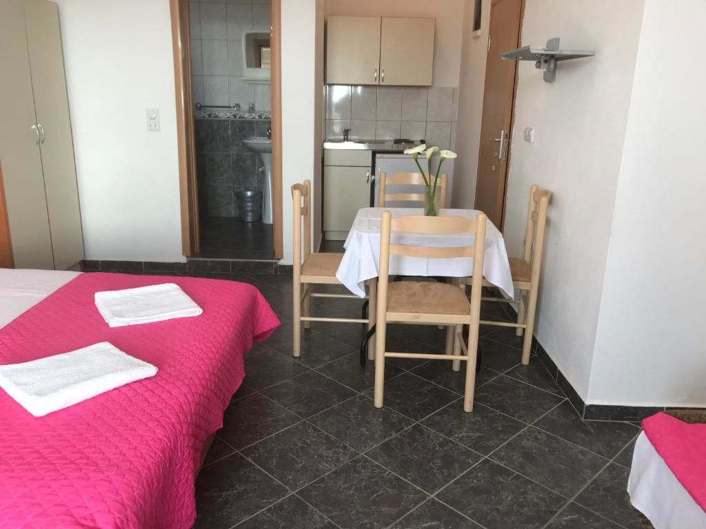 Апартаменты Apartments Radosevic Улцинь